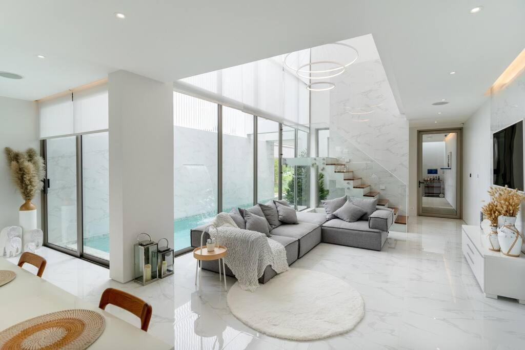 The Residence By Andaman Villa Phuket Exterior photo