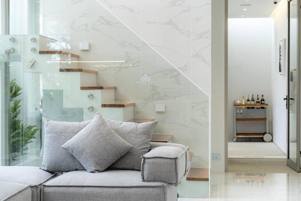The Residence By Andaman Villa Phuket Exterior photo